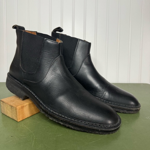 John Varvatos Classic Low Chelsea Boots Handmade in Black Leather *Italy* - Picture 2 of 8